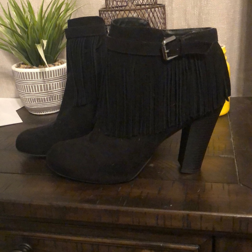Ankle booties